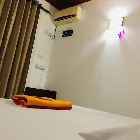 The Shade Brothers Hotel Katunayaka Luaran gambar